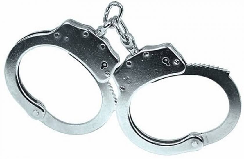 Συνελήφθη απατεώνας που «μεσολαβούσε» για δάνεια