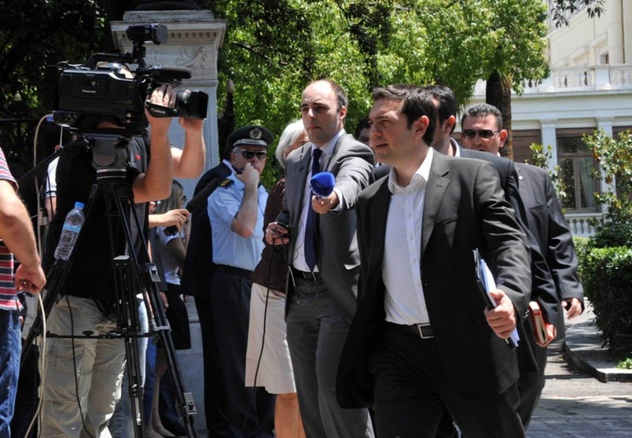 Με το βλέμμα στην Ελλάδα τα διεθνή Μέσα Ενημέρωσης