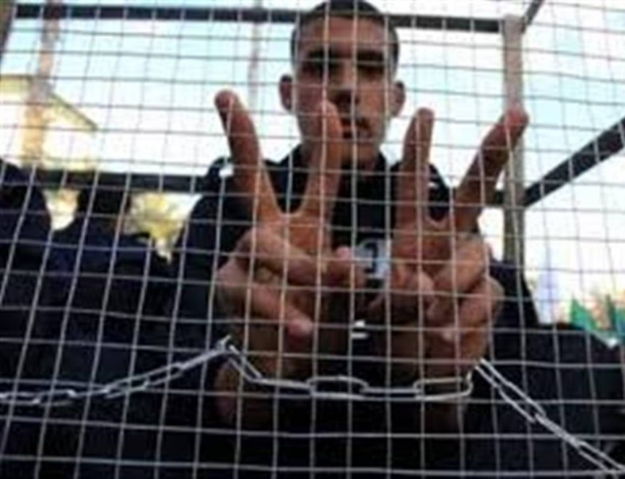 Σταματούν την απεργία πείνας οι Παλαιστίνιοι κρατούμενοι στο Ισραήλ