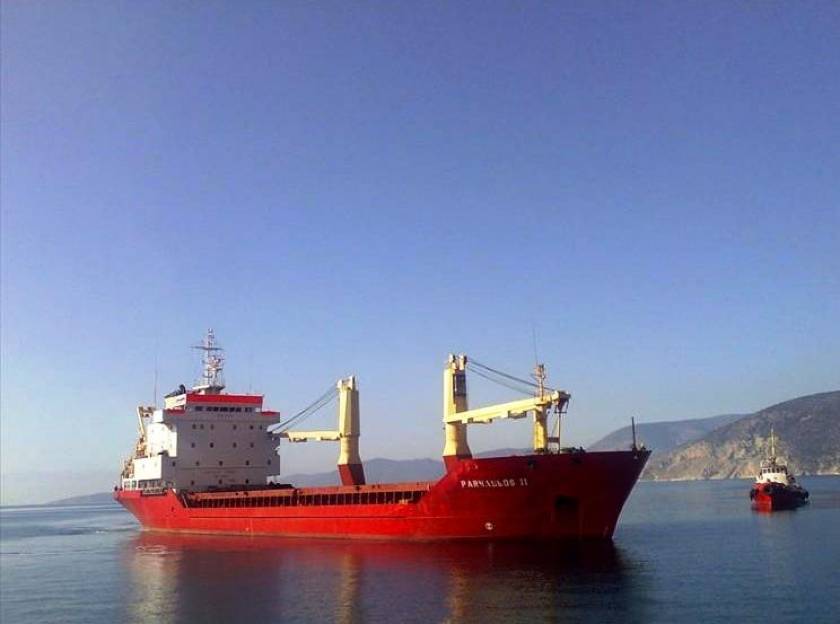 Προσάραξη φορτηγού πλοίου στην Ιτέα