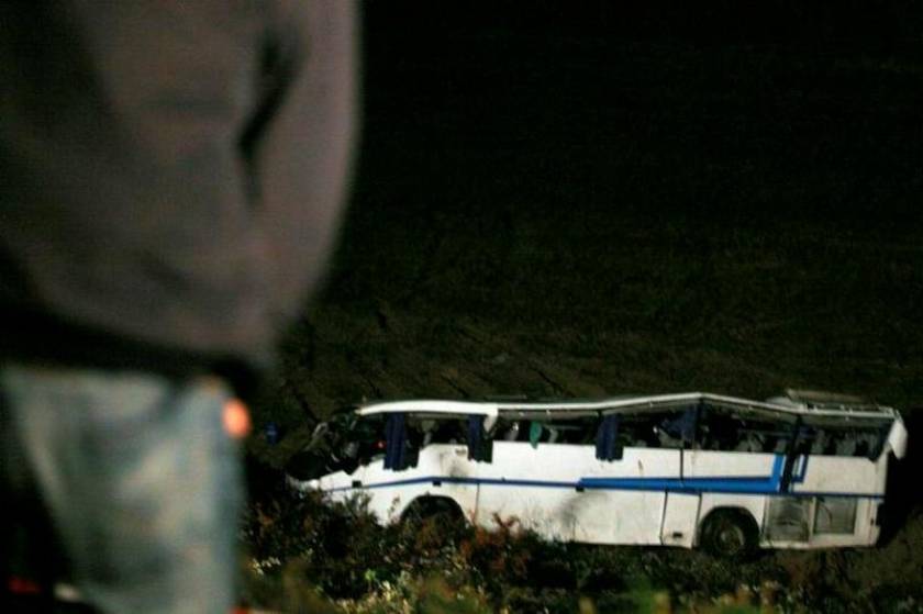Ελβασάν: Νεκρές 12 φοιτήτριες από πτώση λεωφορείου σε γκρεμό