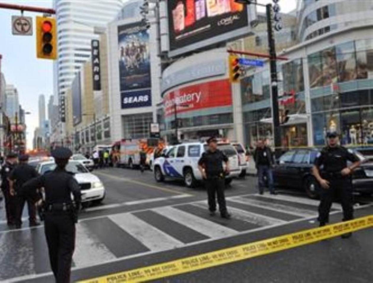 Ένας νεκρός από την ένοπλη επίθεση σε εμπορικό στο Τορόντο