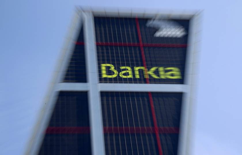 Ισπανία: Οι «Αγανακτισμένοι» μηνύουν την Bankia