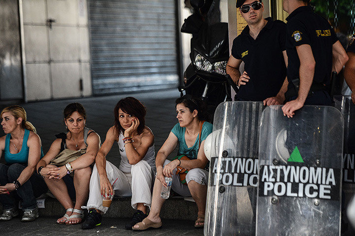 Οι εκλογές Ιουνίου στην Ελλάδα μέσα από το φωτορεπορτάζ του Guardian