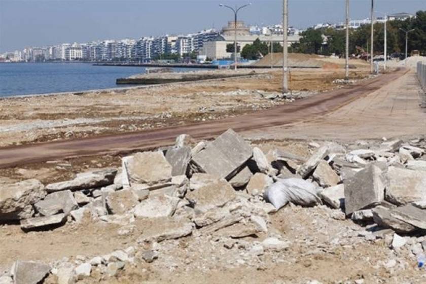 Θεσσαλονίκη: Κλειστή η Λεωφόρος Νίκης λόγω της τορπίλης
