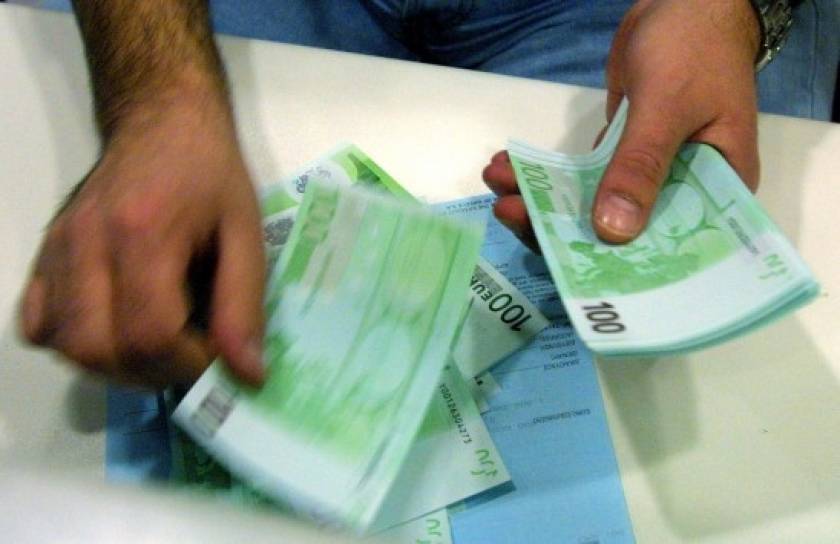 Αλβανίδα βρήκε 5.500 ευρώ και τα έδωσε στην αστυνομία