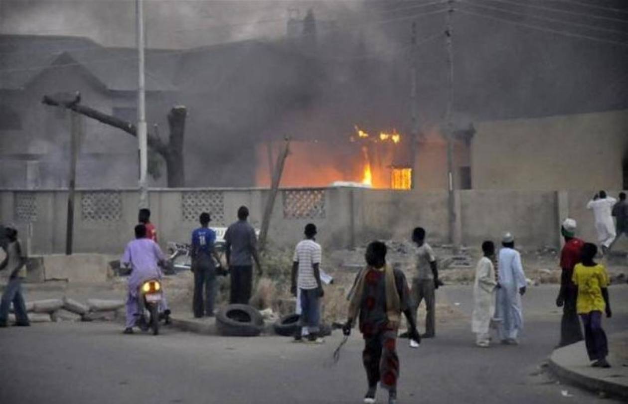 Νιγηρία: Βίαιες συγκρούσεις έπειτα από επιθέσεις σε αστυνομικά τμήματα