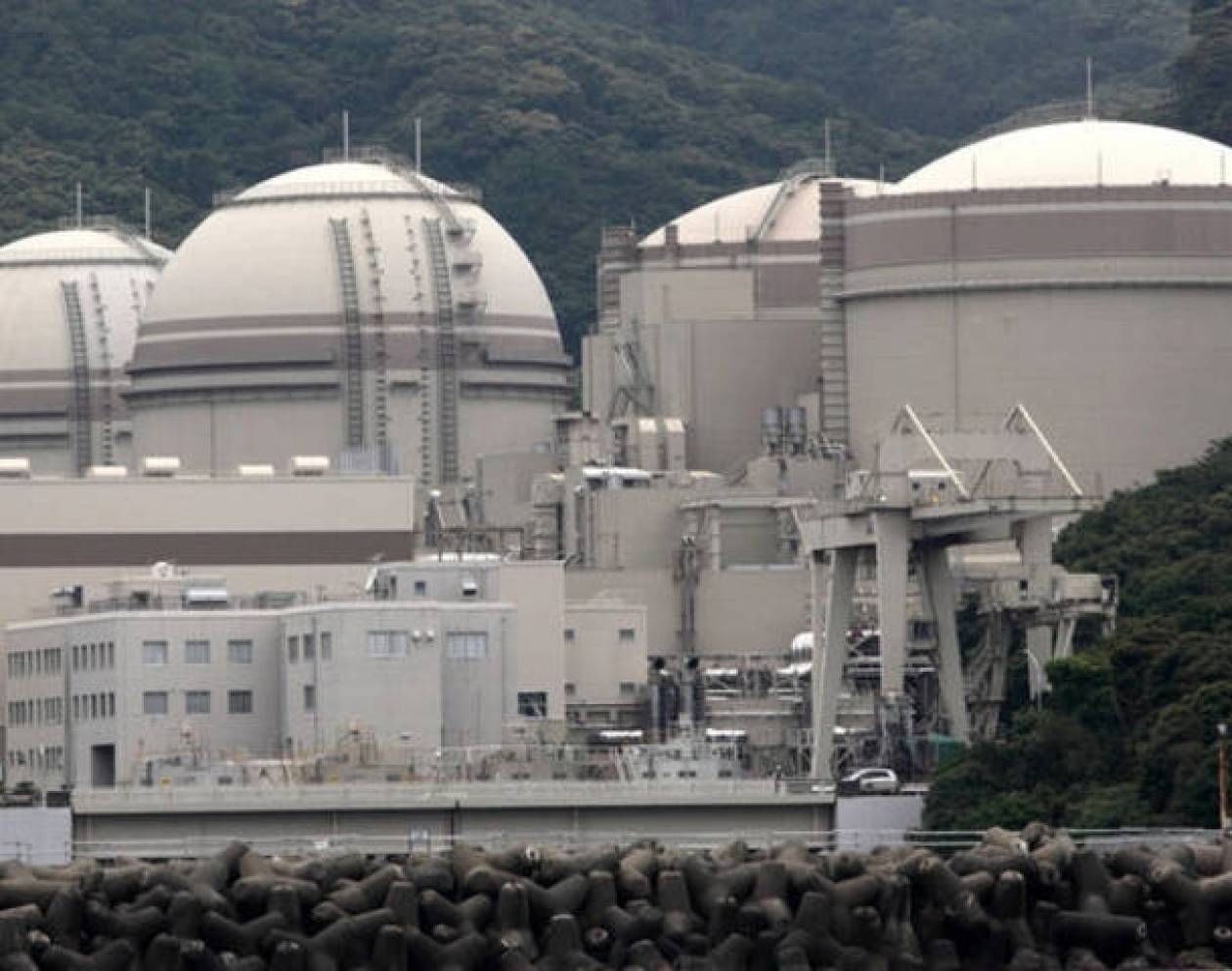 Σε λειτουργία ο πρώτος αντιδραστήρας μετά τον σεισμό στην Ιαπωνία