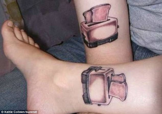 Ζευγάρια που έκαναν ασορτί τατουάζ! (pics)