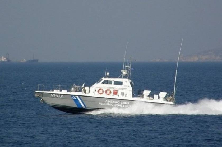 Προσάραξη αλιευτικού σκάφους στην Αντίπαρο