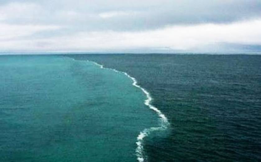 Απίστευτο! Δείτε δύο θάλασσες να συναντώνται (video)