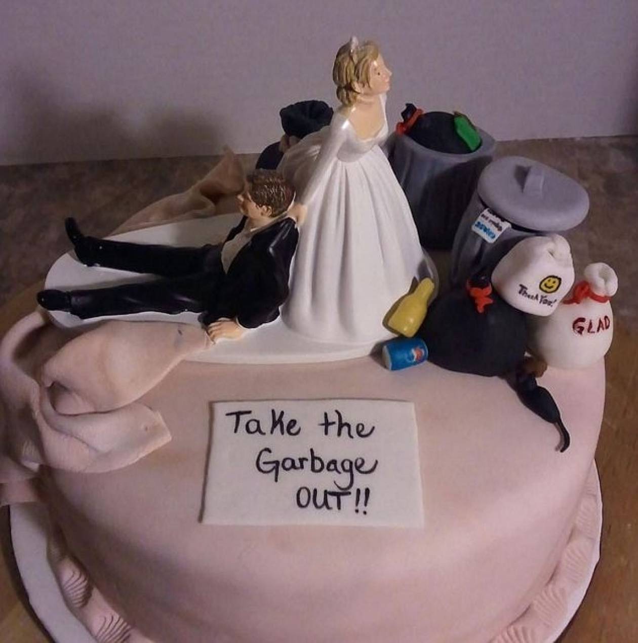 Οι τούρτες του διαζυγίου (pics)