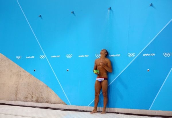 Ολυμπιακοί Αγώνες 2012: Γυμνός αθλητής στο ντουζ;