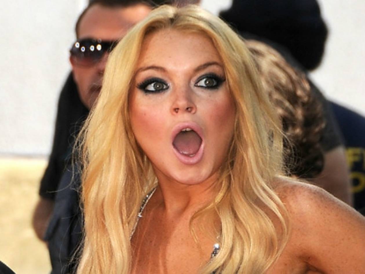 H τοπλες Lindsay Lohan διέταξε τους τεχνικούς της ταινίας να γδυθούν!