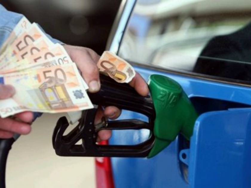 Τα δύο ευρώ θα φτάσει η βενζίνη τον Αύγουστο