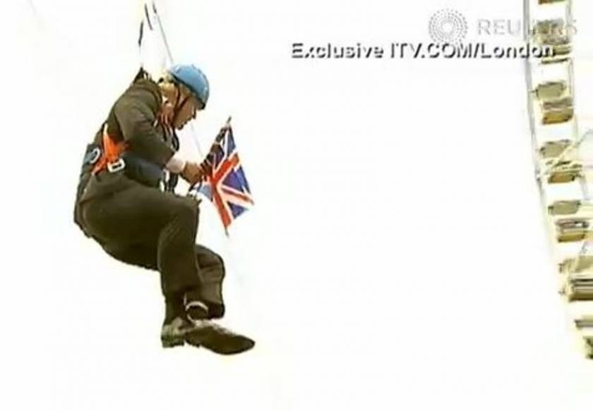 Λονδίνο 2012: Ο δήμαρχος κρεμάστηκε στον αέρα!