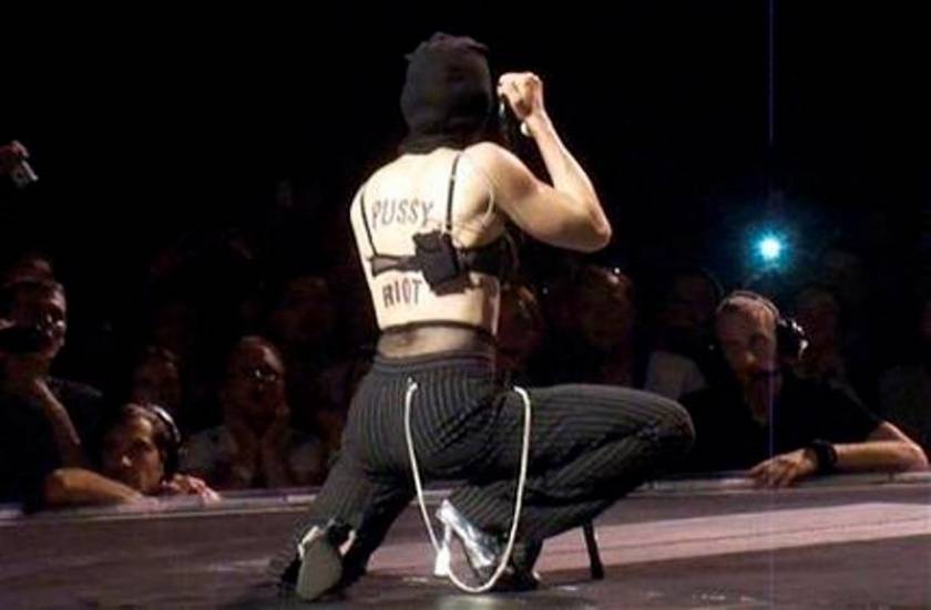 Βίντεο: Η διαμαρτυρία της Madonna για τις Pussy Riot