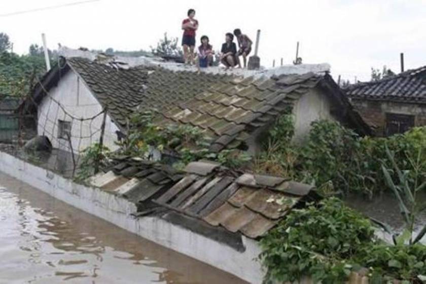 Β. Κορέα: Άγνωστες οι συνέπειες των πλημμυρών