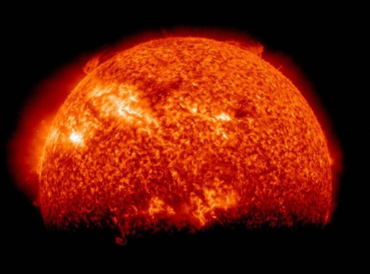 Μια ρωγμή παρουσιάστηκε στην επιφάνεια του Ηλίου