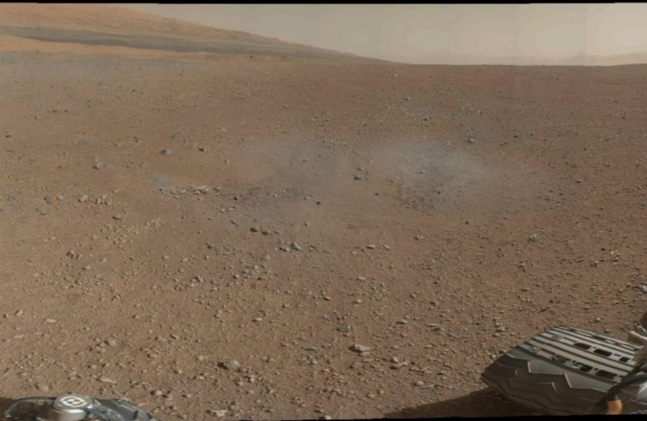 Curiosity: Το πρώτο έγχρωμο στιγμιότυπο από τον Άρη