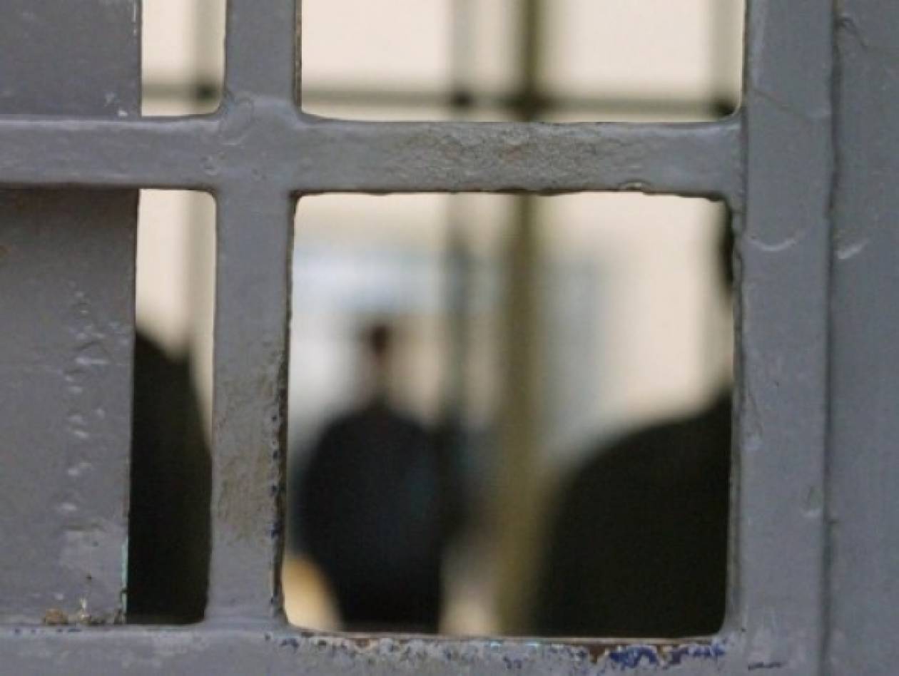Βραδυφλεγής βόμβα οι λοιμώδεις νόσοι στις φυλακές επισημαίνει ο ΙΣΑ