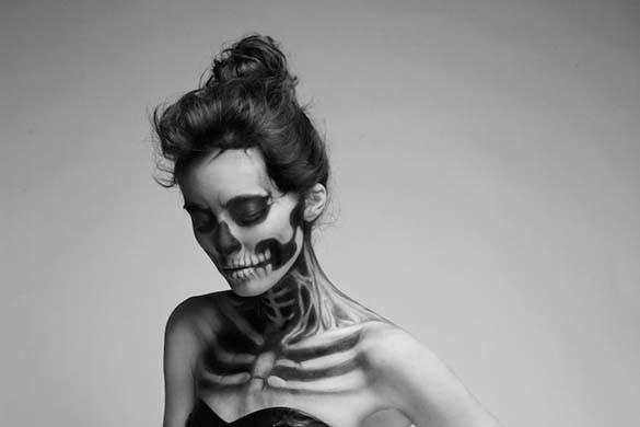 Το κορίτσι – σκελετός 