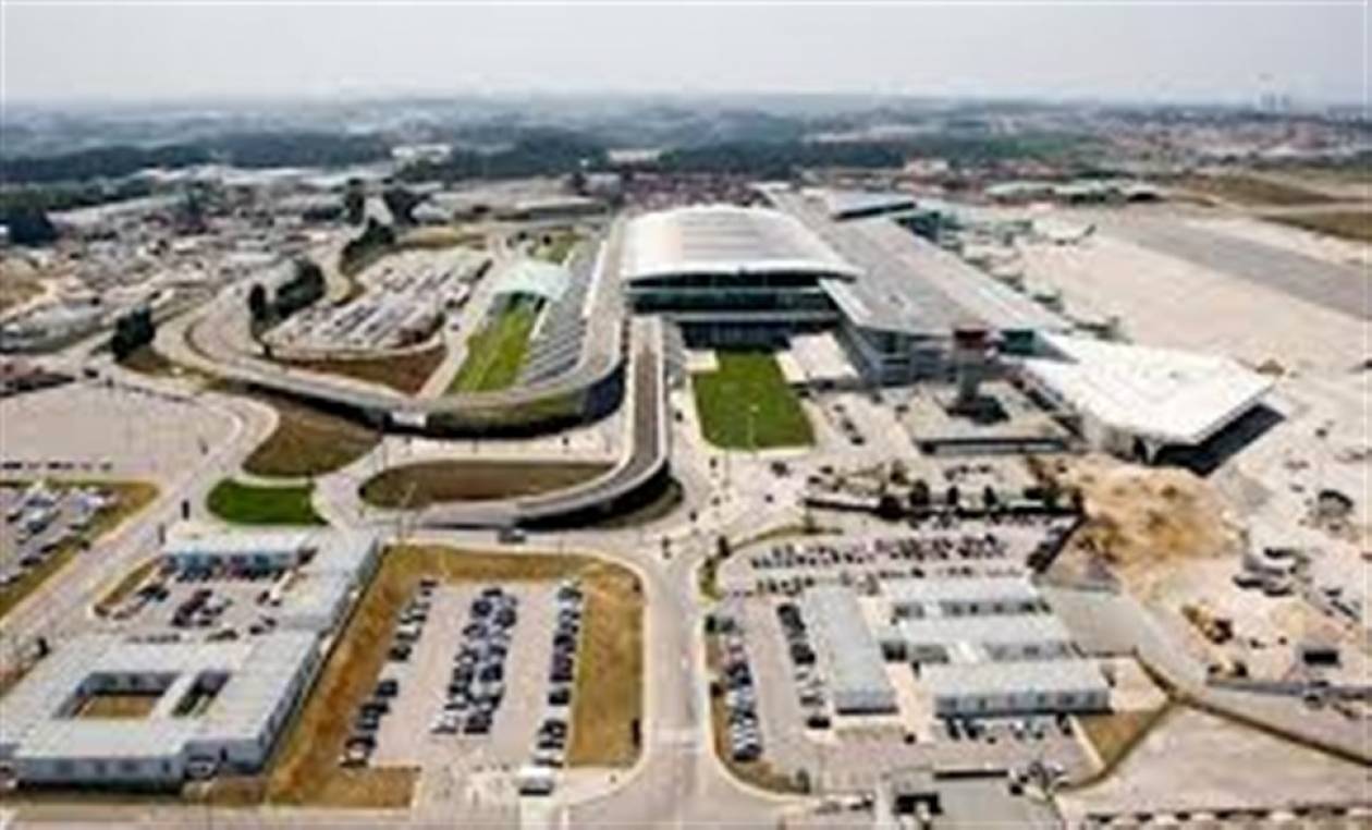 Πορτογαλία: Ιδιωτικοποιούν τα αεροδρόμια