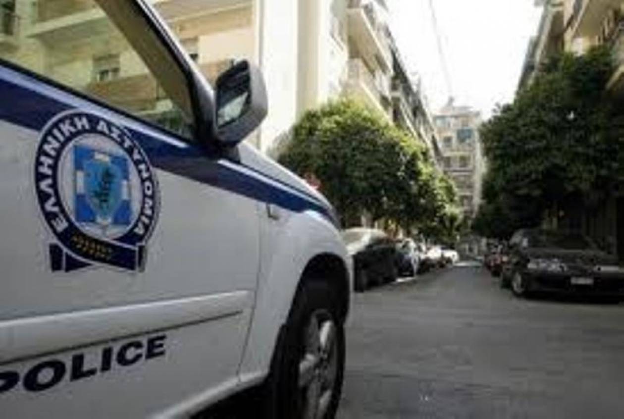Εκλεβαν κουφώματα αλουμινίου από σπίτια σε Σπάτα και Παλλήνη
