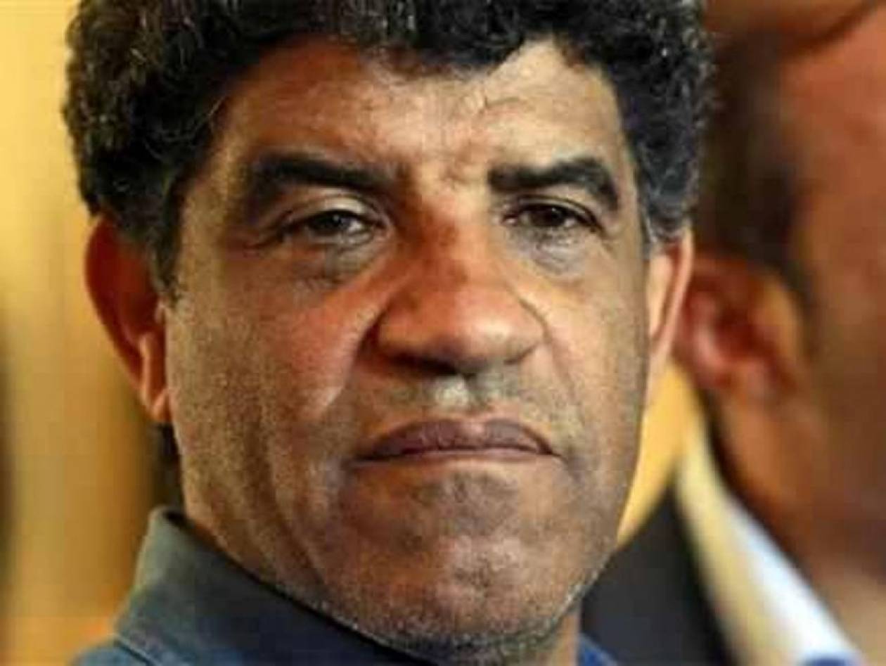 Ο αρχηγός υπηρεσιών πληροφοριών του Καντάφι εκδόθηκε στη Λιβύη