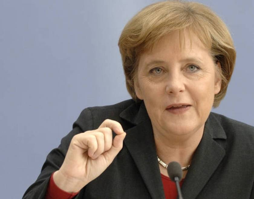Spiegel: Υπέρ της παραμονής της Ελλάδας στο ευρώ η Μέρκελ