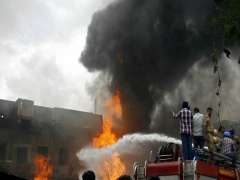 Τραγωδία σε εργοστάσιο: 23 εργάτες νεκροί από πυρκαγιά