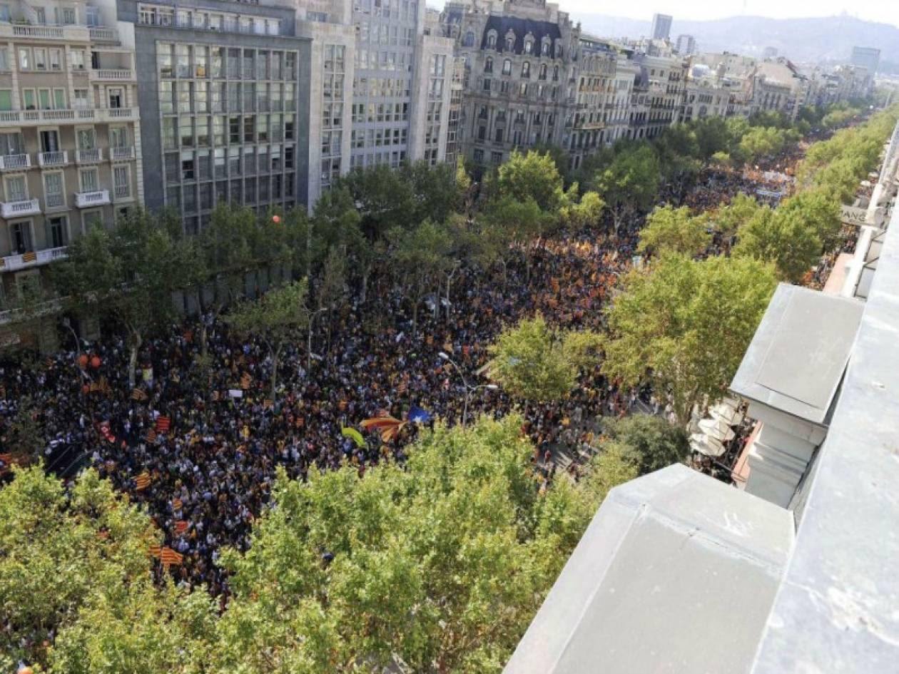 Βαρκελώνη: 1,5 εκατ. διαδηλωτές για την ανεξαρτησία της Καταλονίας