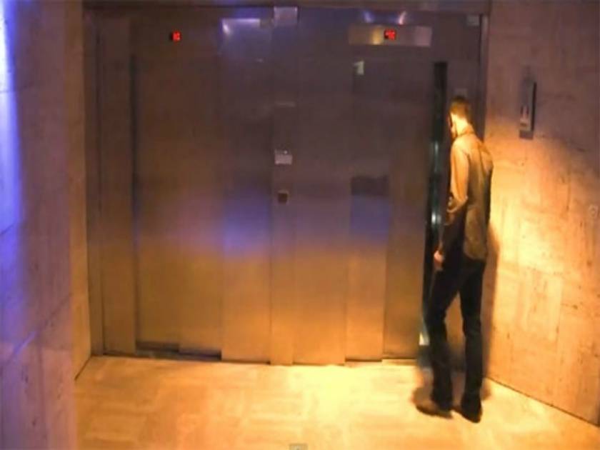 Ξεκαρδιστικό βίντεο: Το ασανσέρ του Remi Gaillard επέστρεψε!