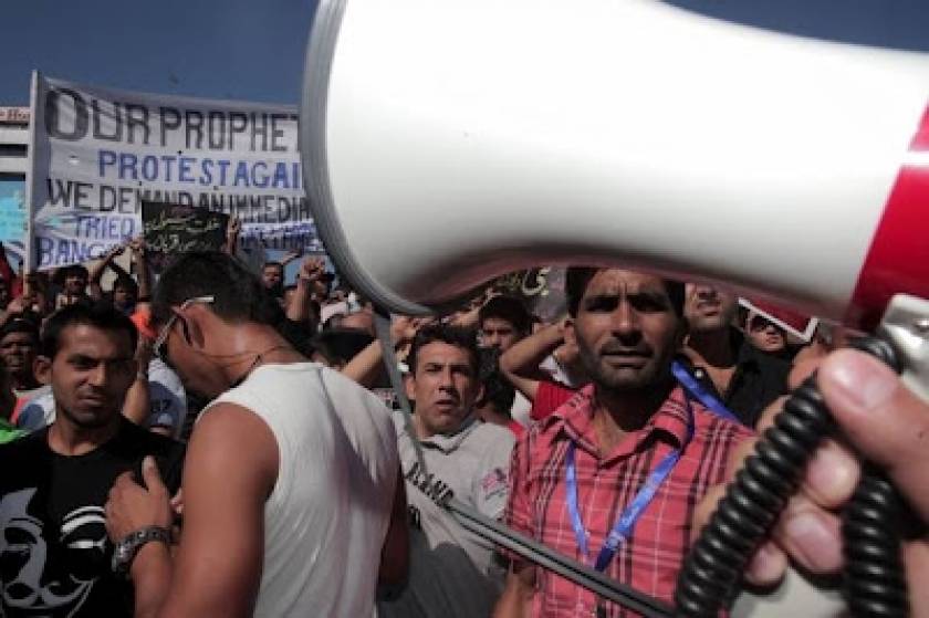 Διαλύθηκε η συγκέντρωση των Μουσουλμάνων στο κέντρο της Αθήνας