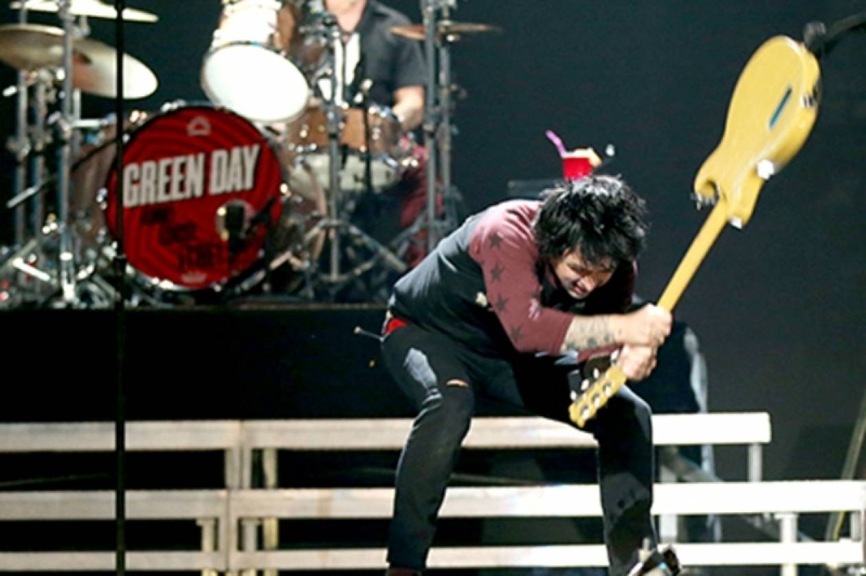 Βίντεο: Το βίαιο ξέσπασμα του τραγουδιστή των Green Day
