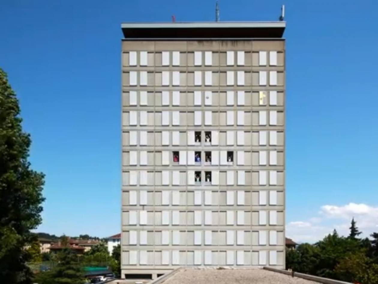 Εντυπωσιακό βίντεο: Έκαναν το κτίριο να... κινείται