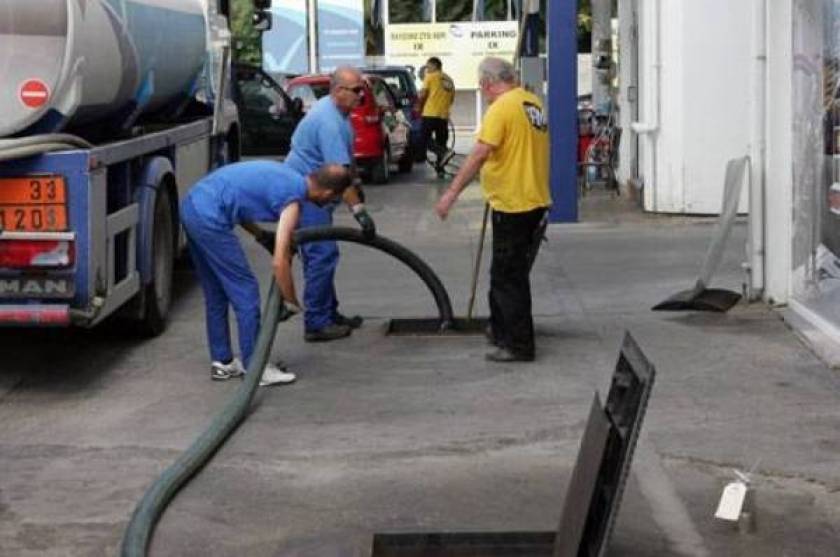Συστήνεται επιτροπή παρακολούθησης εισροών – εκροών στα βενζινάδικα