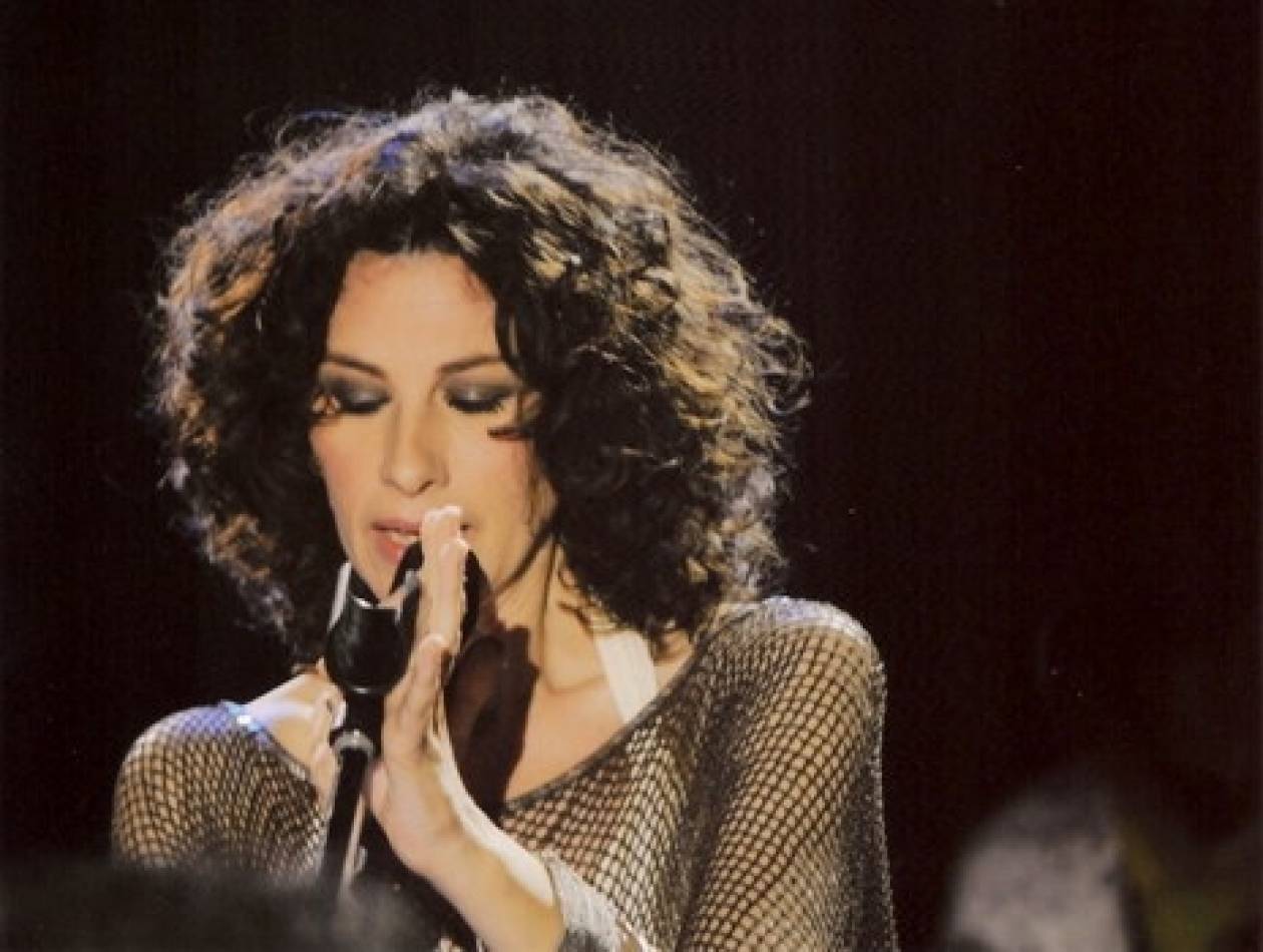 H Eλ. Αρβανιτάκη τραγουδάει J.A.C.E. όπως δεν την έχεις ξανακούσει