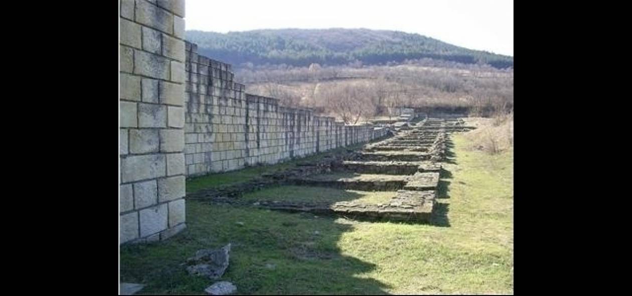 Βουλγαρία:Οι αρχαιολόγοι ανακάλυψαν τον πρώτο γνωστό τάφο επισκόπου