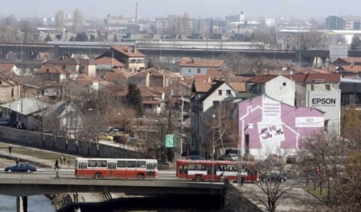 Σκόπια: Ήρθαν στα χέρια Αλβανοί και Σκοπιανοί μέσα σε λεωφορείο