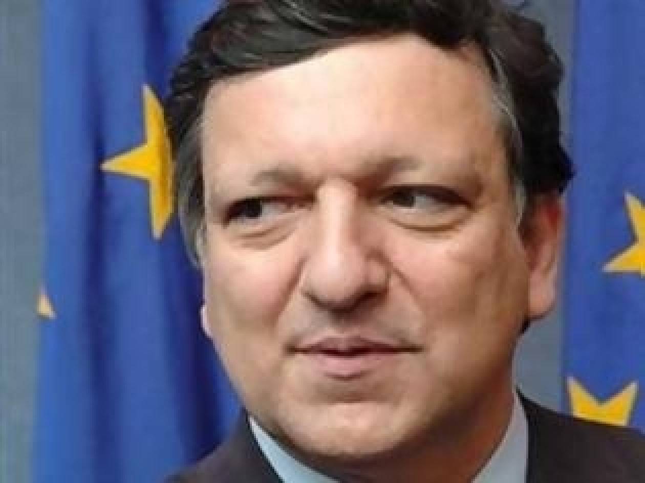 Ζ. Μπαρόζο: «Χειροπιαστές αποφάσεις» για τη βιωσιμότητα του ευρώ
