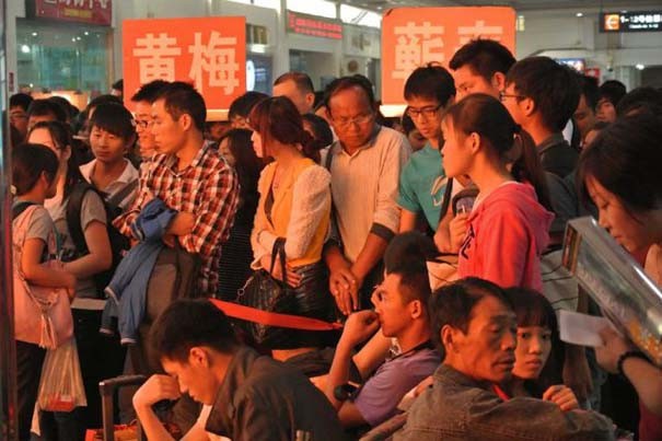 Δείτε τι γίνεται στα... ΚΤΕΛ της Κίνας σε περίοδο διακοπών (pics)