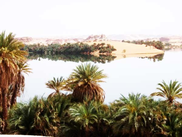 Λίμνες στο κέντρο της Σαχάρα!