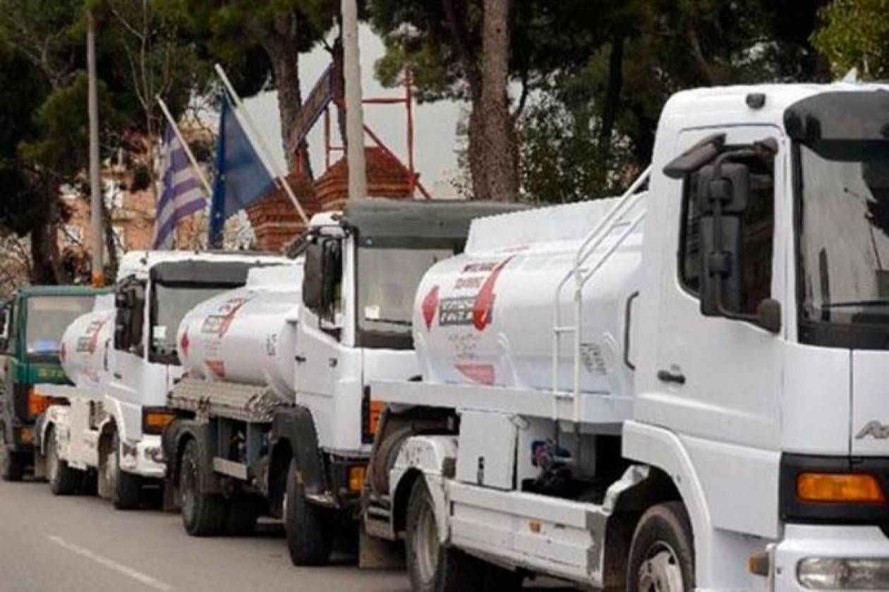 Θεσσαλονίκη: Αποκλεισμός του ΥΜΑΘ από βενζινοπώλες με 80 βυτιοφόρα