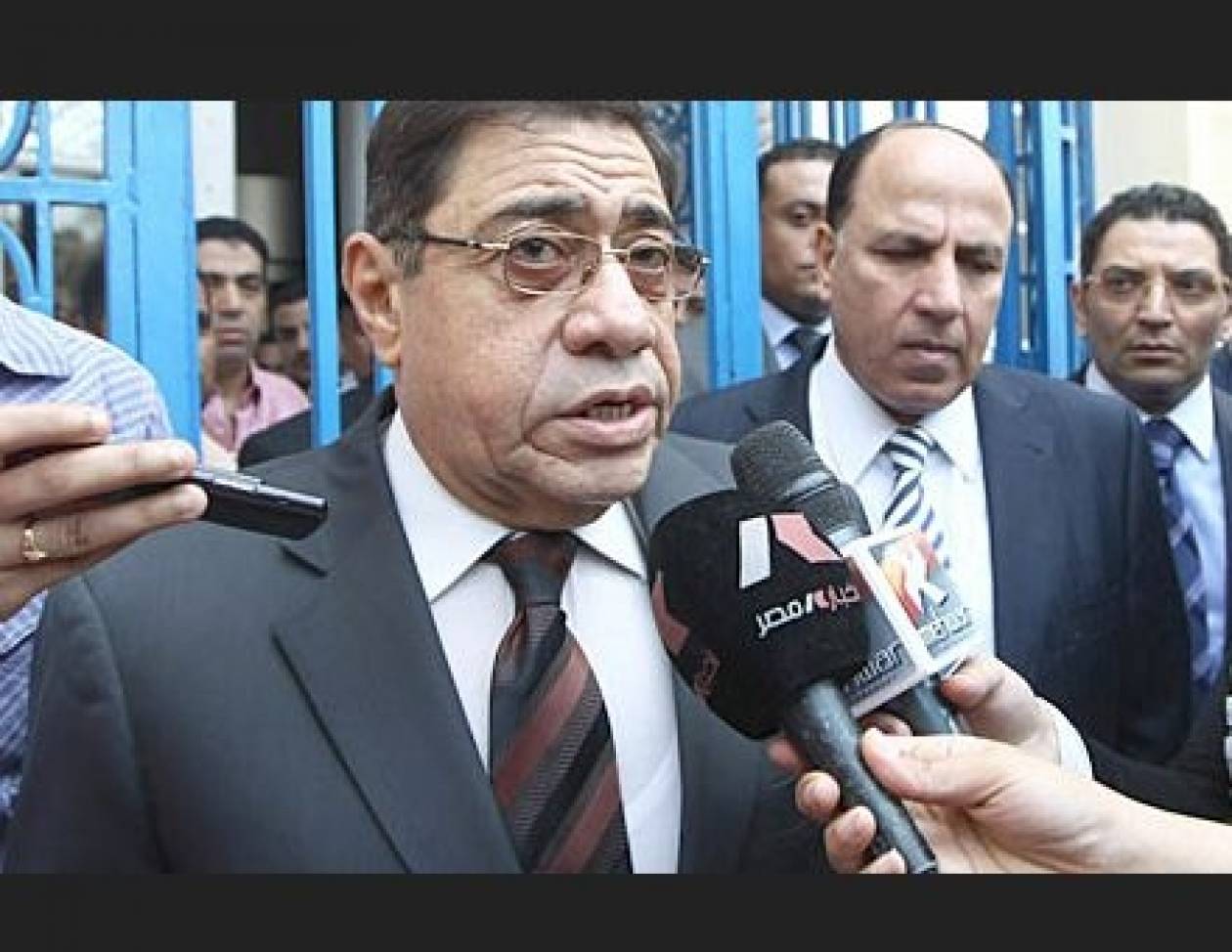 Δεν δέχεται τη καθαίρεση του Μόρσι ο γενικός εισαγγελέας της Αιγύπτου