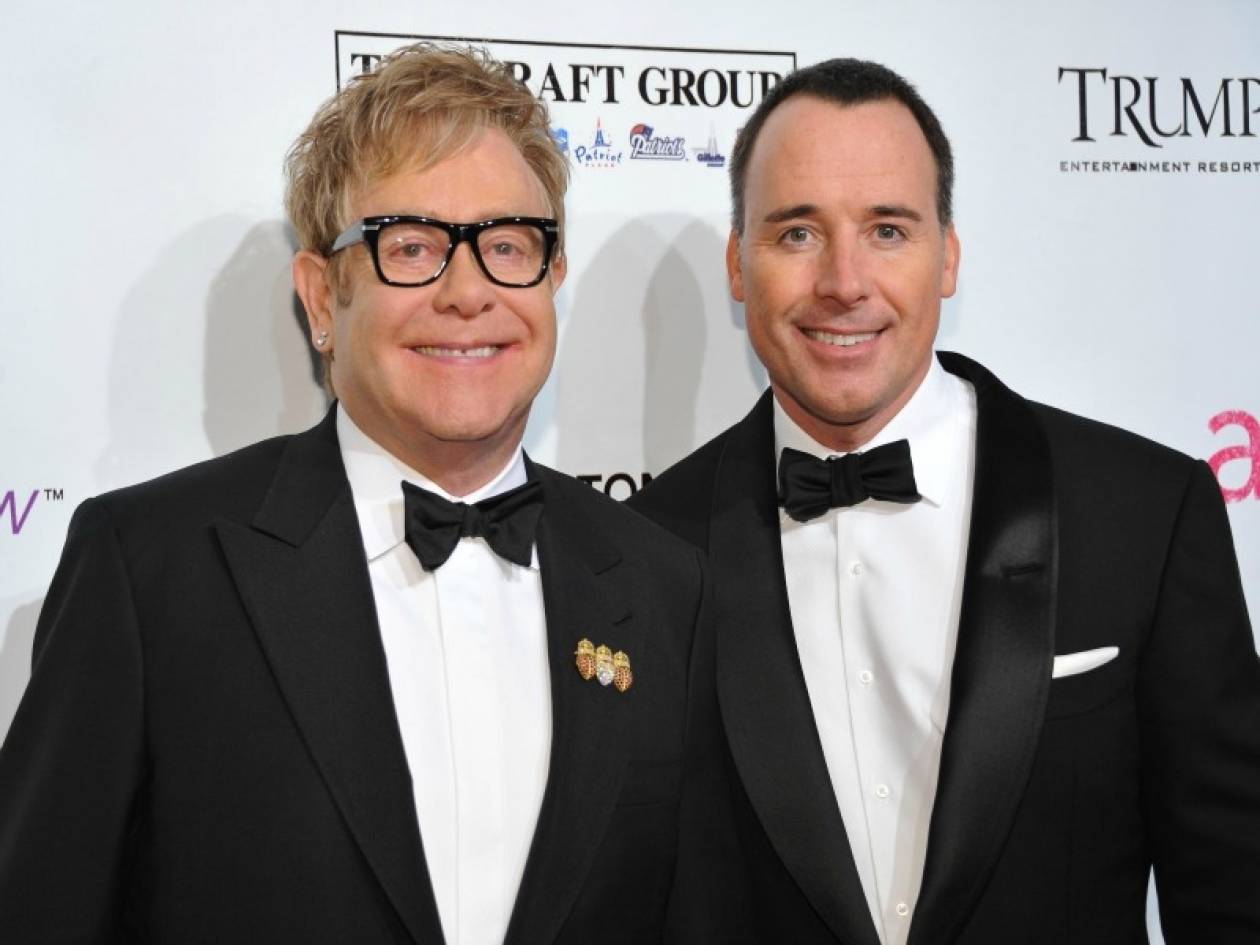 Elton John: Πάρτι 2 εκατ. δολαρίων για τα γενέθλια του συντρόφου του