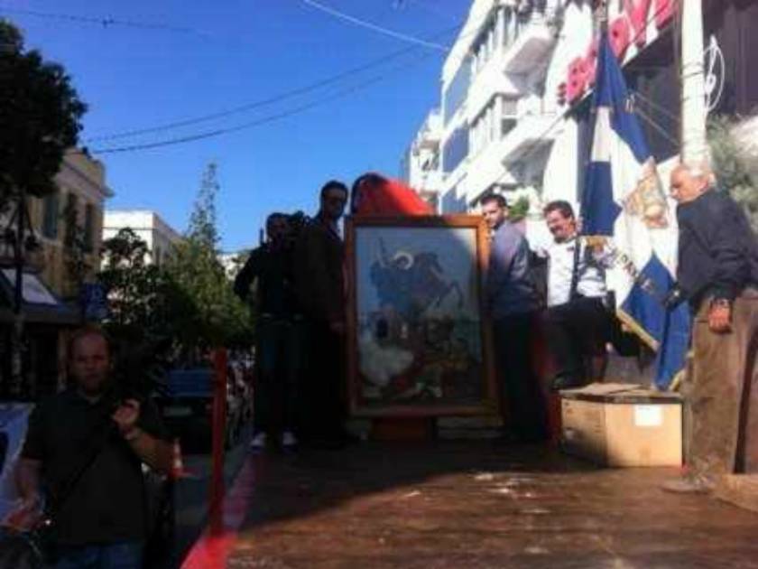 Κρήτη: Περιφέρουν την εικόνα του Αγίου Δημητρίου με φορτηγό