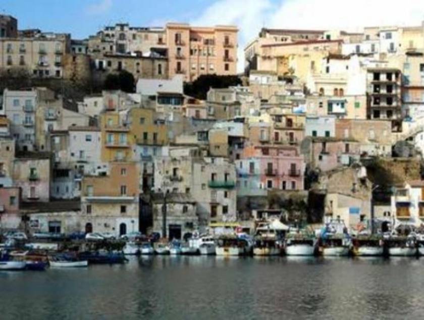 Σε πτώχευση οδεύει η Σικελία