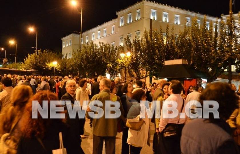Ολοκληρώθηκε η παράσταση διαμαρτυρίας της ΓΣΕΕ στη Βουλή (pics)