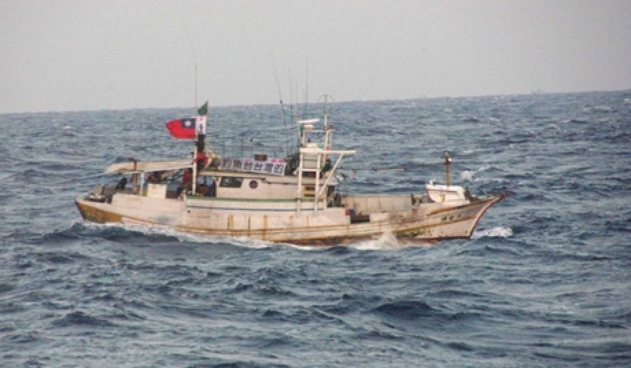 Η Κίνα έδιωξε τα ιαπωνικά πλοία από τα νησιά Σενκάκου-Ντιαογού